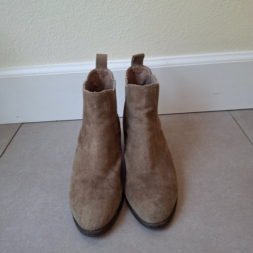 Chocolat Blu "Choco Latte" Suede Chelsea Boots 6.5